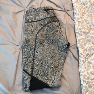 Lululemon 7/8 length leggings